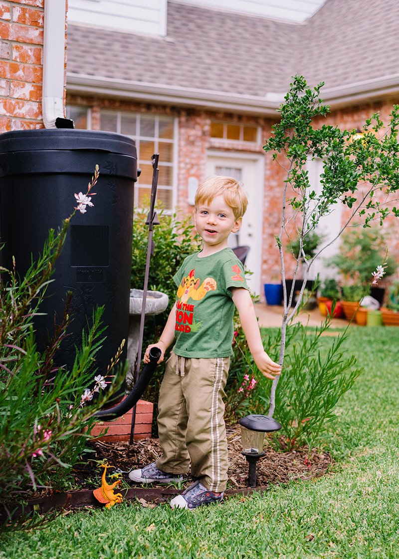 Mike_Ruck's tweet photo. The Round Rock, TX rain barrel sale is open. https://t.co/xFMRB4oK59
#roundrocktexas #rainbarrels #waterconservation https://t.co/oWNzg0WM0I