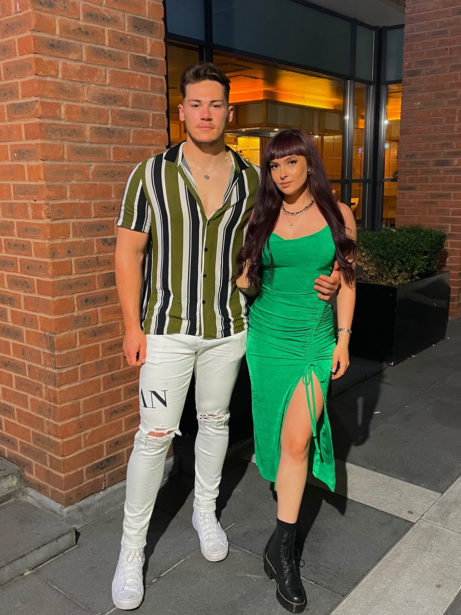 The most thoughtful man 🤍
Thank you for the best surprise trip &amp; all the little things you did to make it even more special🤴🏻🤴🏻