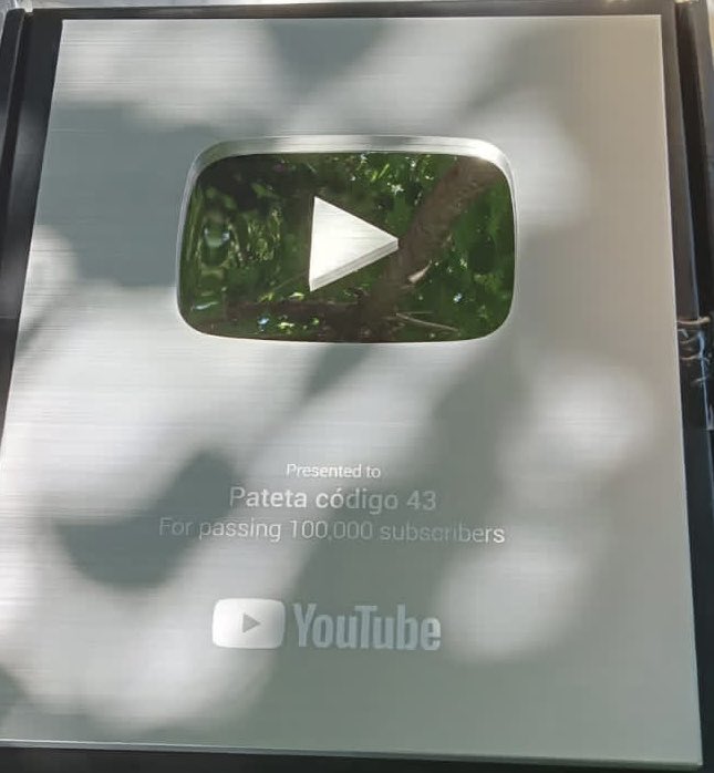 patetacodigo43's tweet photo. Chegamos a 100Mil inscritos no canal 
Gostaria de Agradecer cada um de vocês que direto ou indiretamente vem me fortalecendo nesse longa jornada o rap de mensagem permanece vivo!✊
#codigo43 #rapnacional #rapreal https://t.co/5cRZpQK2RI
