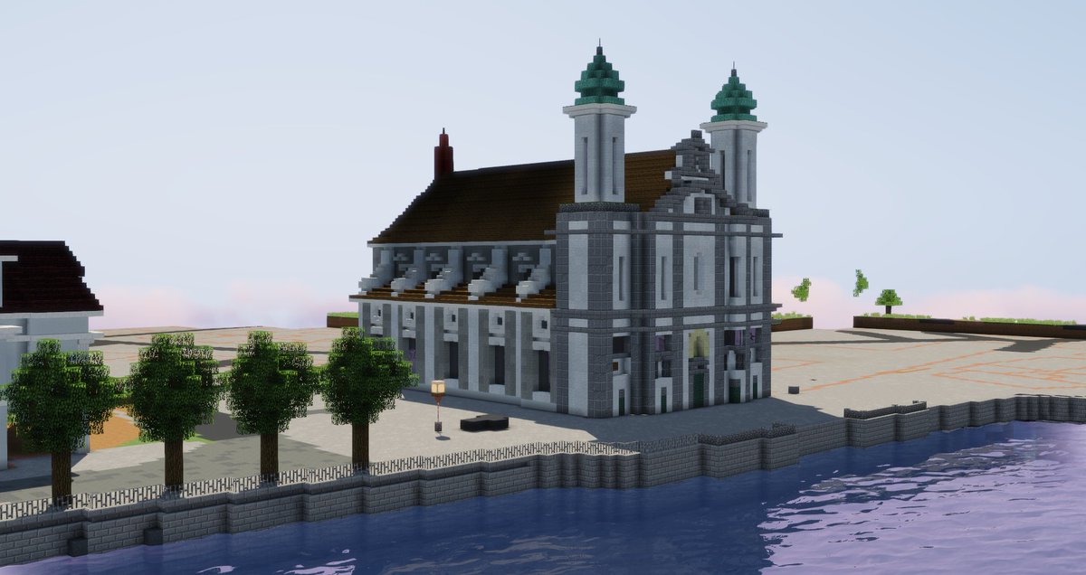 AlpsBTE's tweet photo. @BuilderMusti Funny, we have the same build on our server. This one is just much smaller at 1:1 scale so it has less detail. https://t.co/QrvRIQlsRS