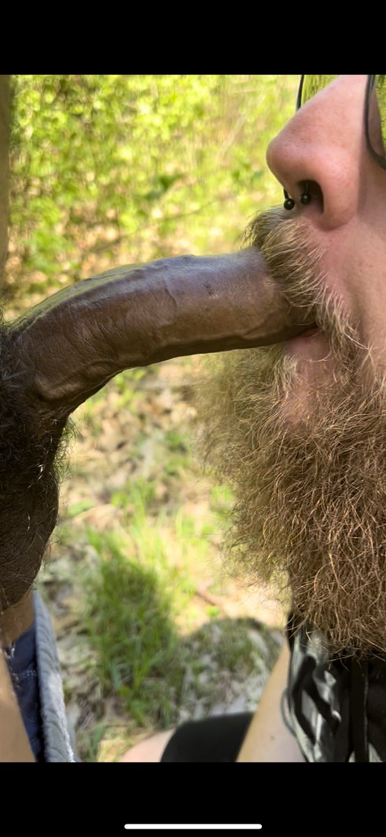 kzoogloryhole's tweet photo. @jcarr666 Getting on my knees and worshipping that cock 😅 https://t.co/81qQY81pBy