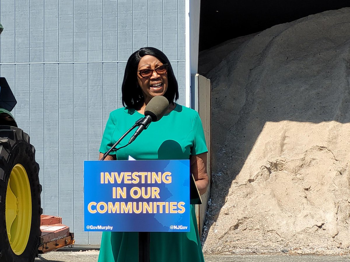 LtGovOliver's tweet photo. I joined @GovMurphy today to announce more State investments in @AtlanticCityGov, which will build on DCA’s ongoing work with the City. From neighborhood revitalization to flood mitigation to community policing, DCA is partnering with city leaders to brighten AC’s future. https://t.co/OImNZnErCj