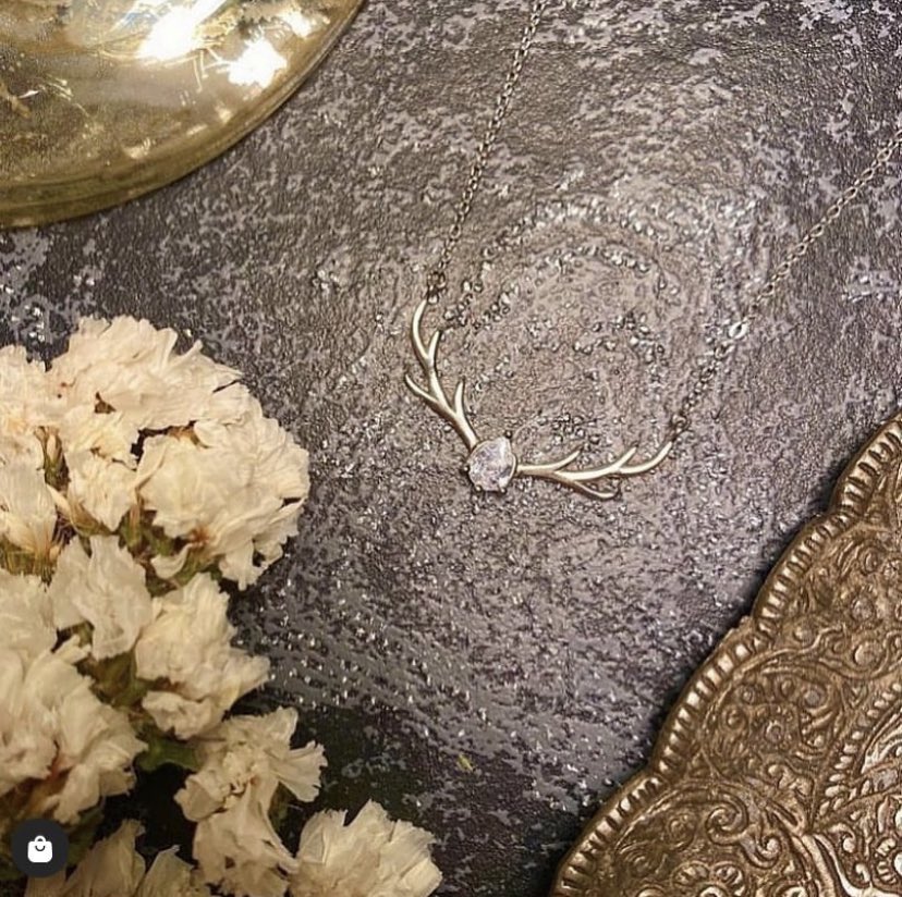 EnchantHeather's tweet photo. “From all kinds of flowers,
Seek teachings everywhere,
Like a deer that finds
A quiet place to graze,
Seek Seclusion to digest
All you have gathered. . .”
-Namkhai Norbu
•
https://t.co/frpKO2Rvv3
•
#Deer #Elk #Antlers #Necklace #Jewellery #Spiritual #Quote #Gift #Present https://t.co/3MubYs5nYN