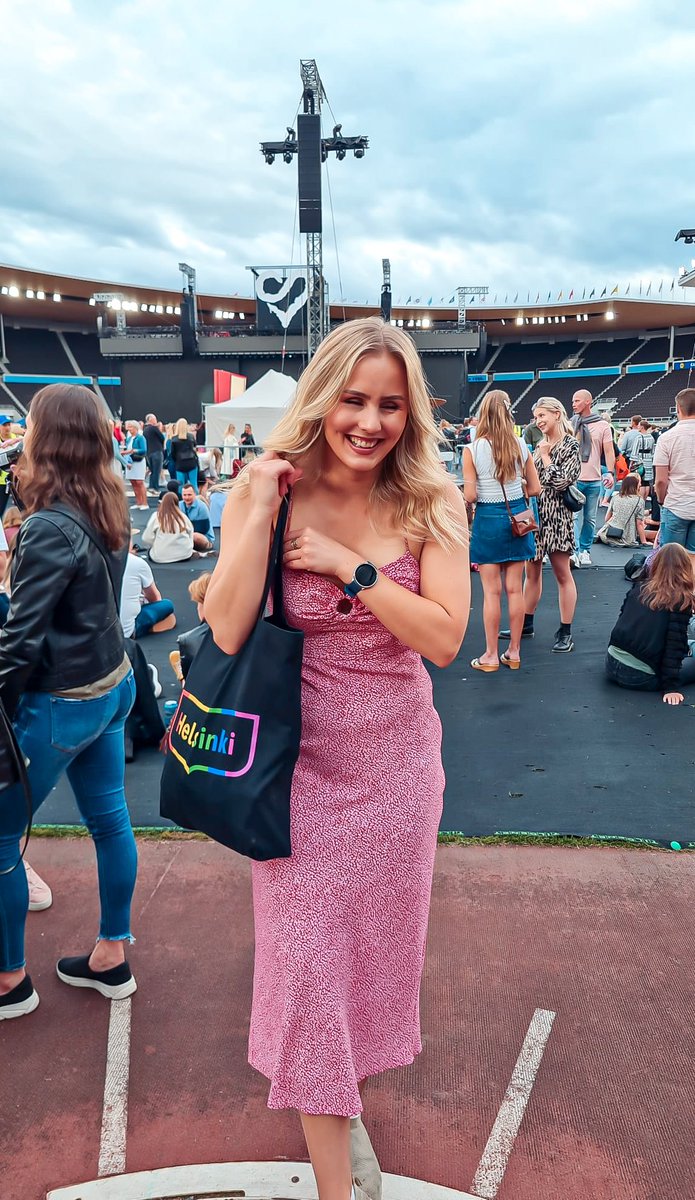 tikkarix's tweet photo. Starting a new chapter in my life where i hope to be this happy every day 🥰

Also @tialehtinenn on ig? https://t.co/fSSBPAQGsa