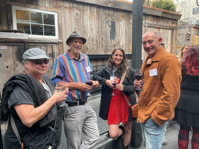 NCF_Alumni's tweet photo. Amazing night in San Francisco with alumni at The Tipsy Pig.
Great conversation,lots of laughter and moments of nostalgia. https://t.co/P8vYTI5q2o