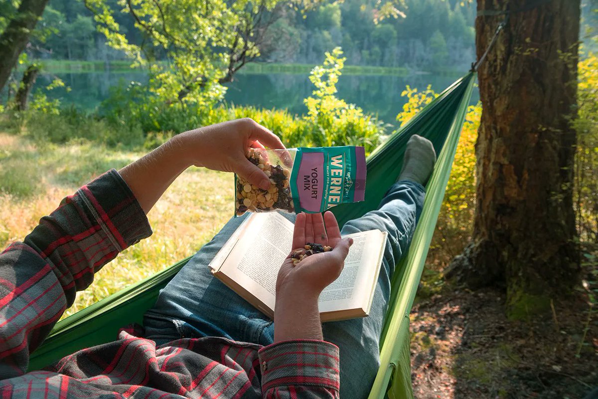 wernerjerky's tweet photo. If you need us, we'll be hanging out by a lake with a good book and better snacks.😎👍
What's your go-to relaxation snack?
#WernerJerky #WernerSnacks #stillfamilyowned #pairswellwith #FindYourFlavor #FindYourSnack #PNW #adventurefuel #readyforeverything #JustEatIt https://t.co/d9ScW4KOwQ