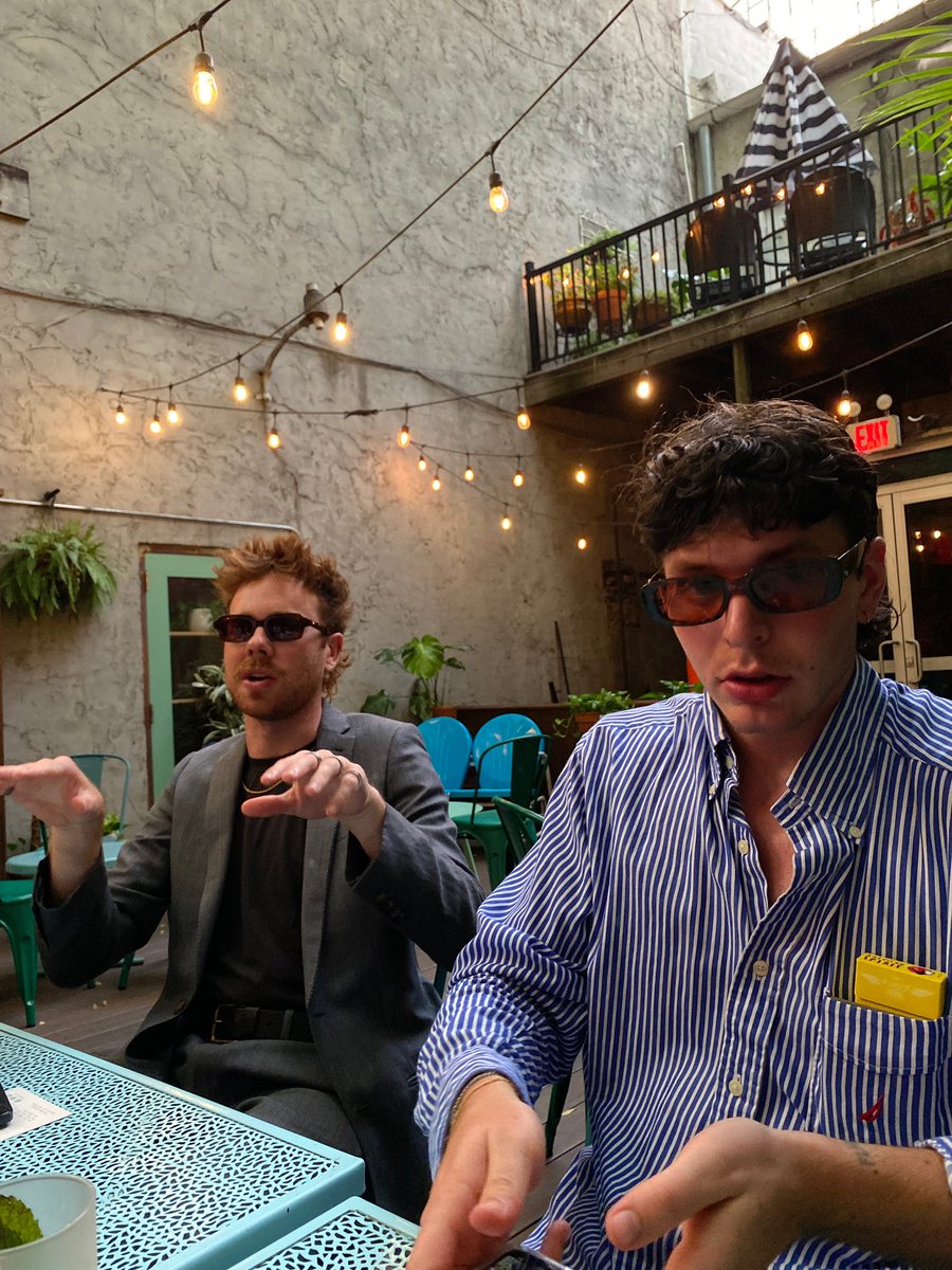 ReedtheSchick's tweet photo. knoxville with the homies https://t.co/IsrwAnIjPD