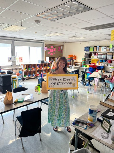 Roaring Brook School tweet media