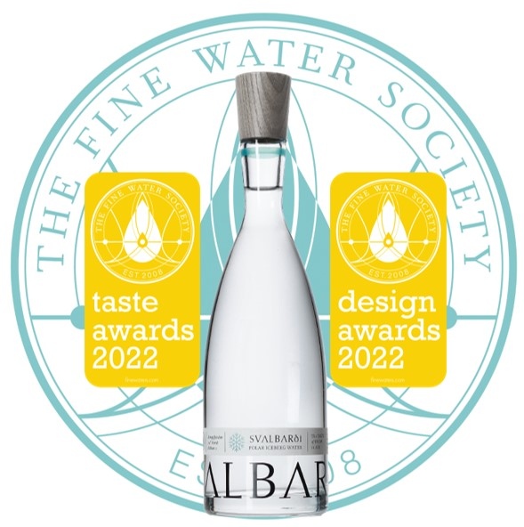 svalbardiice's tweet photo. Svalbarði is honored to win double gold medals in the 2022 International #FineWaters Taste and Design Awards. Thank you organizers and judges including Michael Mascha @finewaters and @martinriese
#premiumwater #naturalwater #icebergwater #carbonnegative #ecoluxury #glassbottle https://t.co/7ylmO3SNsC