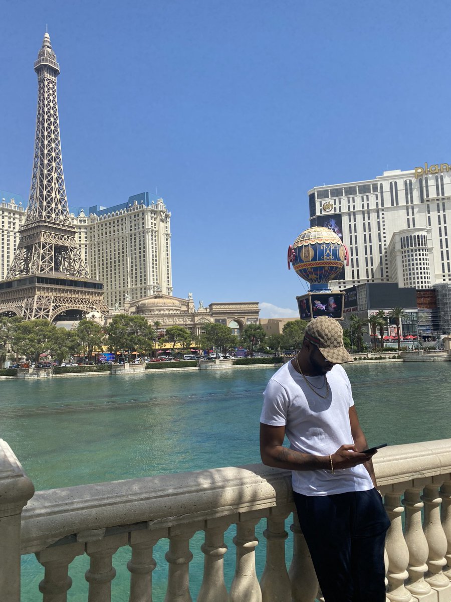 BrandonLuxHomes's tweet photo. Views On Views!! π
#Me #PhotoOfTheDay #RealEstate #FutureTopAgent #LifeStyle #BuildingABrand #Success #DreamChasing #KellerWilliamsReality #LasVegas
#Agent #Realtor #Properties #FindYourDreamHome #LosAngeles #BrandonLuxRealEstate #LuxuryExperience https://t.co/fK01xUcGSN
