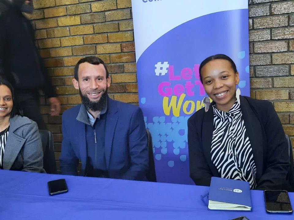 Mayor Dirk Kotze tweet media