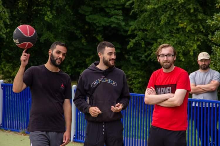 TheRealDMC101's tweet photo. From Homlea to QP,
The Triple Threat is always active...

Ft MACH106, The Italian Stallion and DMC. 
(and the onlooker with the same energy as myself after that sweat feast of a tournament 🤣)

Cracking turn out, 10/10 tourney! 

#HumbleInDefeat #TheBrothersFromTheOtherMother https://t.co/IAgtAKQl1t