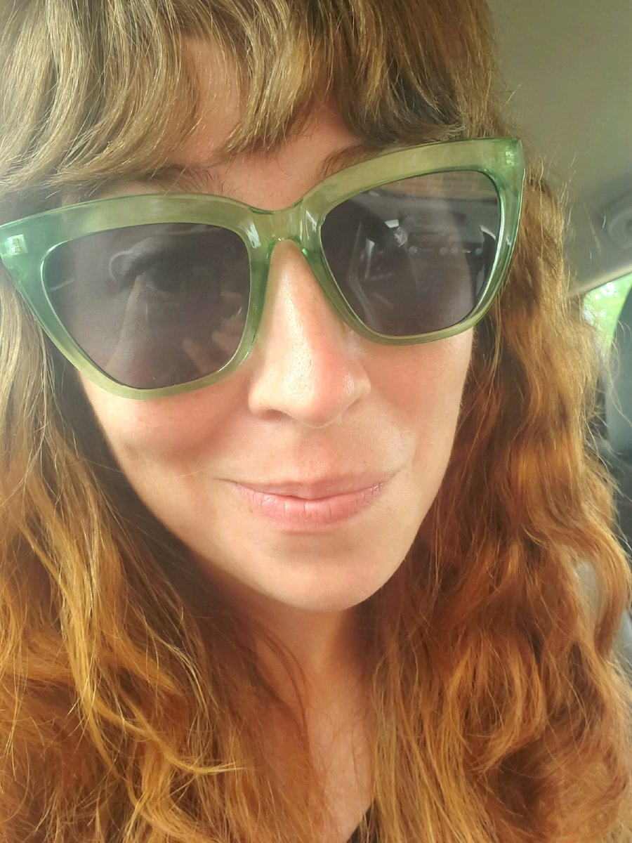 ponchomeg's tweet photo. Listening to mixes for @oddsfishmusic in the car again. Anything that works, eh? #bandlife #rockmusic #NewMusic #mixing #oddsfish https://t.co/uVMo6NvCaM