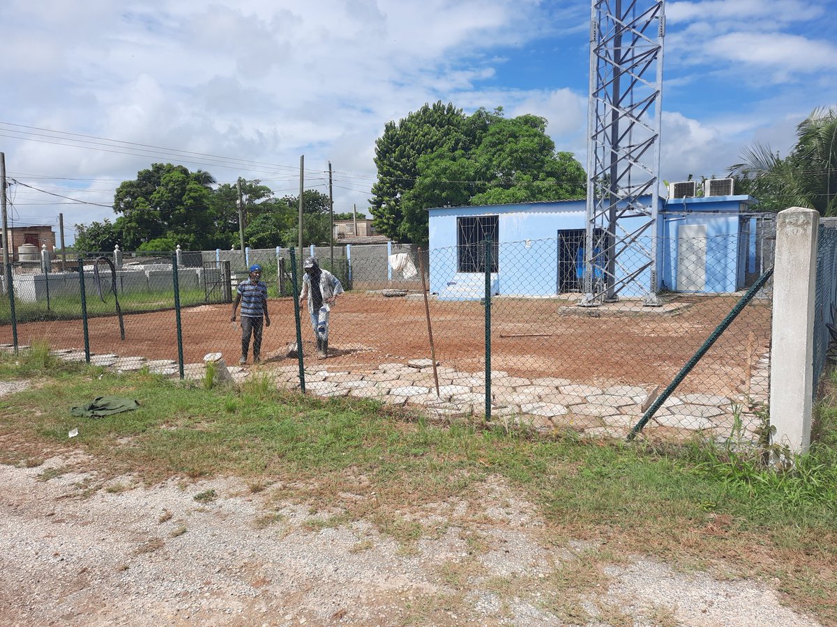 MaytinManuel's tweet photo. En @ETECSA_Cuba seguimos apostando por la imagen de nuestras instalaciones y sitios tecnológicos #CubaInformatiza #CubaViveYTrabaja #VamosConTodo https://t.co/FIAz7VNMWx