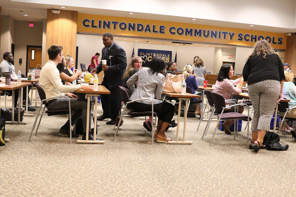 clintondalesch's tweet photo. It's an exciting time, as we welcomed 41 new teachers and staff to the school district this morning ahead of the 2022-23 school year. Welcome, new Dragons! #dragonfamily #clintondalecares https://t.co/rTFu61s5m8