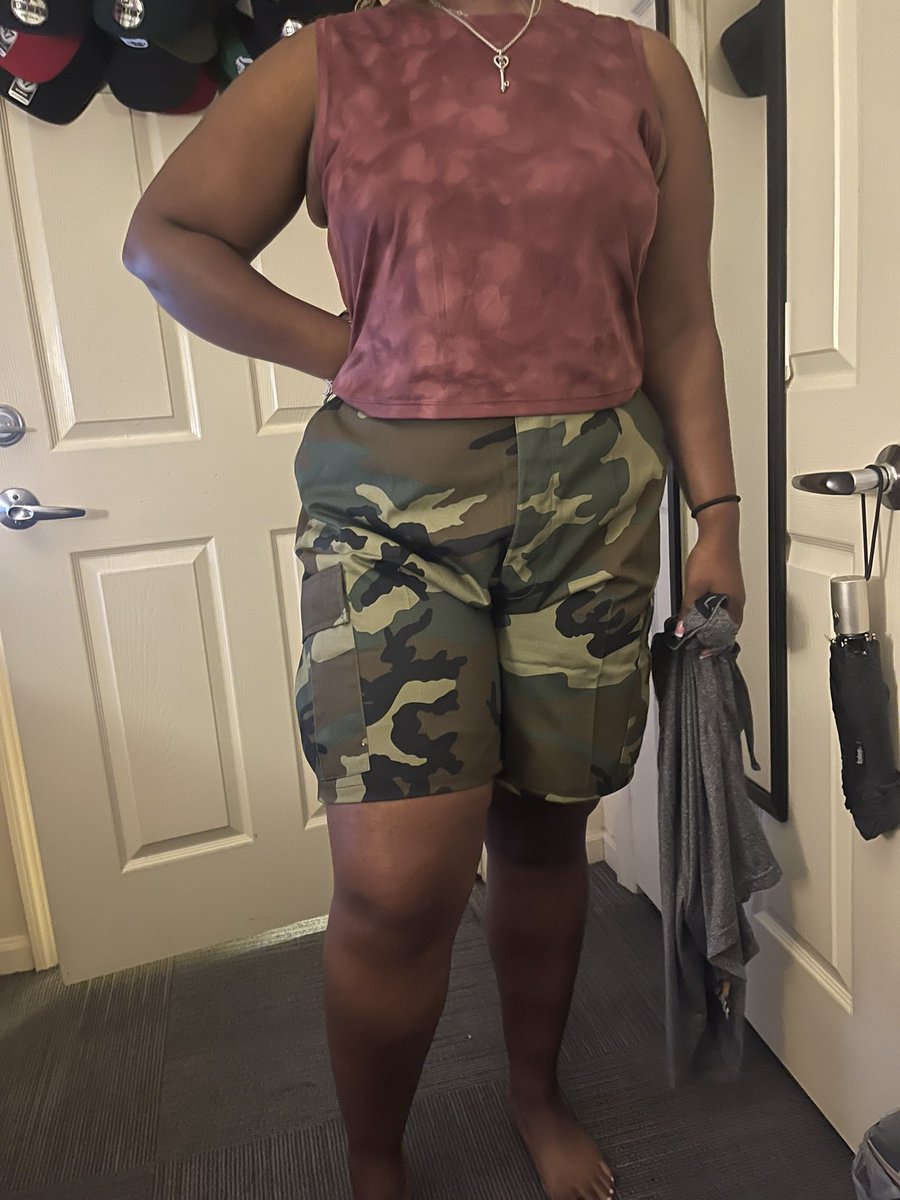 Cargo Shorts Adjustment ✨
#ASUTwitter HMU If you need any alterations to your clothes