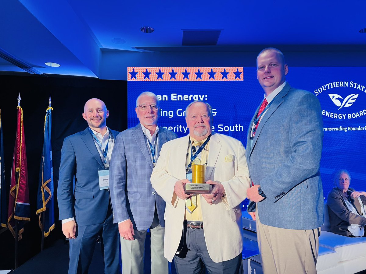 kyoilgas's tweet photo. Congratulations to Rep. Jim Gooch for being named a recipient of KOGA’s 2022 Gold Barrell Award. 

Chairman Gooch is a two-time recipient of the award and sponsored HB 669 in the 2022 General Assembly, which strengthens Kentucky’s orphan well statute and protects small business. https://t.co/k3aJ8Nge2W