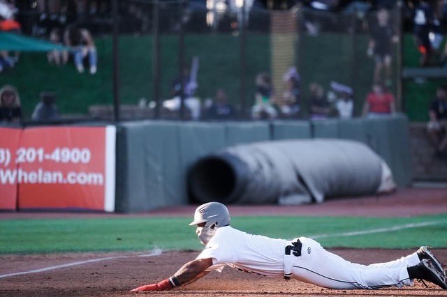 Luis_Atiles5's tweet photo. Si lo puedes soñar, lo puedes hacer ✝️🔋
.
If you can dream it, you can do it
#la5 #godspeed #bostonboys #professionalbaseballplayer #detroit #jimmyjohnsfield #neverstop #findaway #mo🦬⚾️ #unicorns🦄 #eladiocarrion https://t.co/sfQM0qOQX6