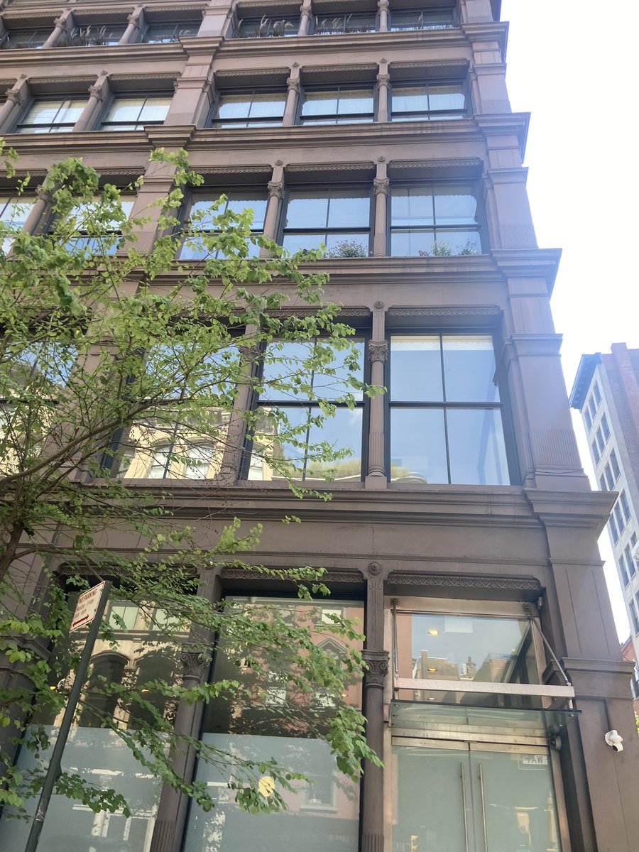 Everyone knows I LOVE the show <a href="/Castle_ABC/">Castle</a> so while in NY, I had to stop by and take a pic. <a href="/NathanFillion/">Nathan Fillion</a> #castle #ABC