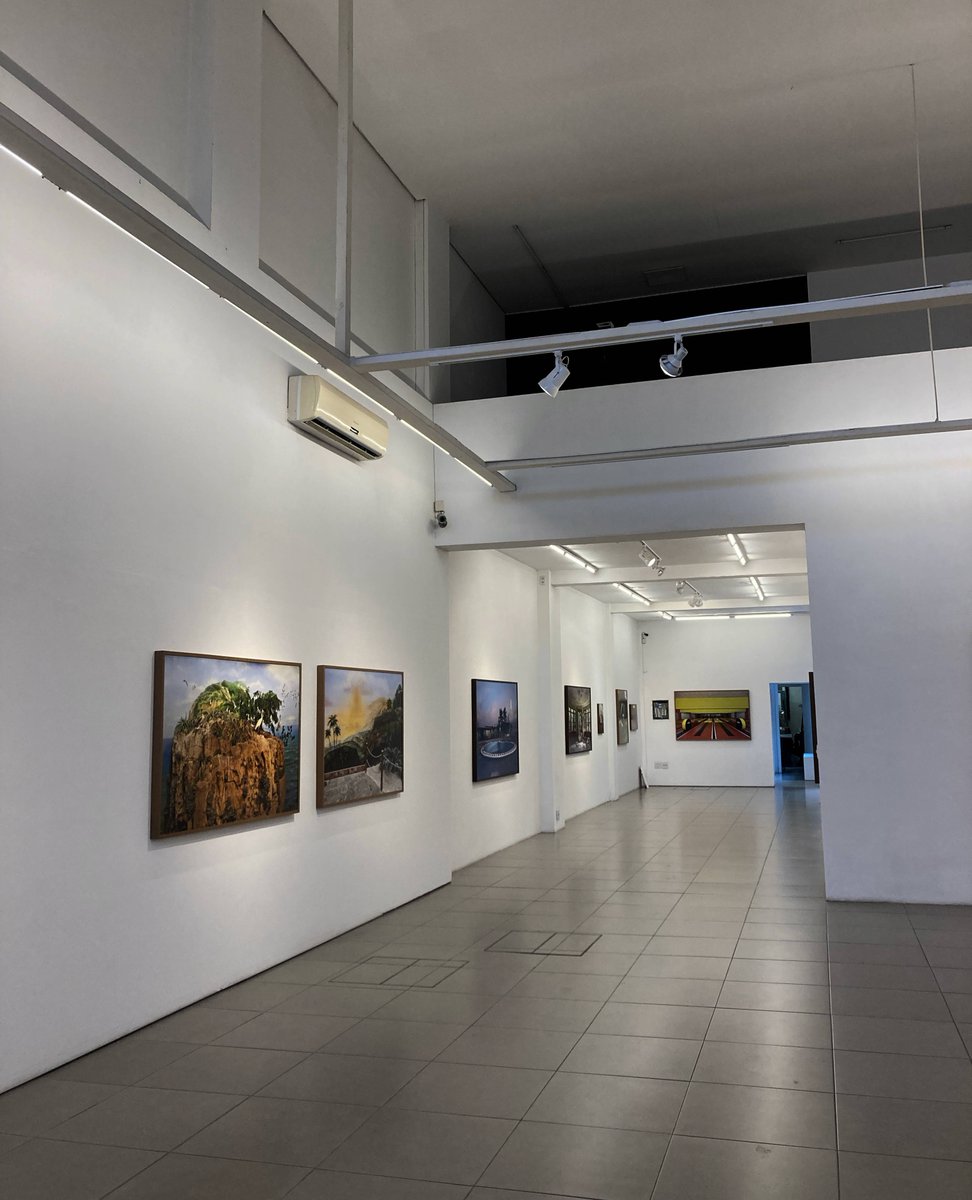 noitedosmuseus's tweet photo. 🔔A Galeria Bolsa de Arte está exibindo a exposição "Panorama Zero", da artista Romy Pocztaruk, que nos convida a pensar sobre a relação que nós, enquanto sociedade, estabelecemos com o tempo e o ambiente. Confira mais sobre essa exposição no Instagram do Noite! https://t.co/v4GCIoFvOn
