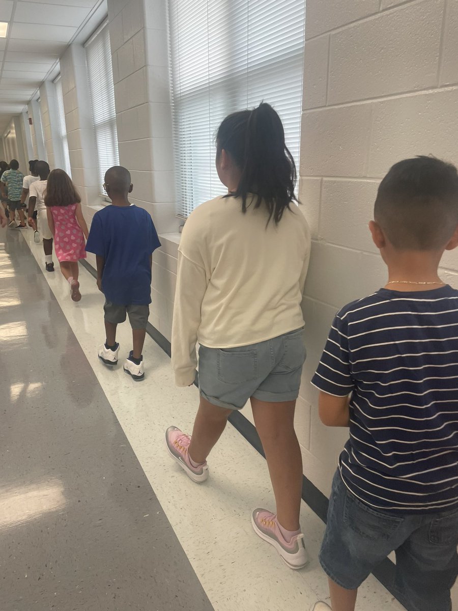teacherfirst73's tweet photo. So excited to be a dolphin @FreetownAACPS ❤️ #grade2rocks #aacpsback2awesome https://t.co/klZXEIyKeJ