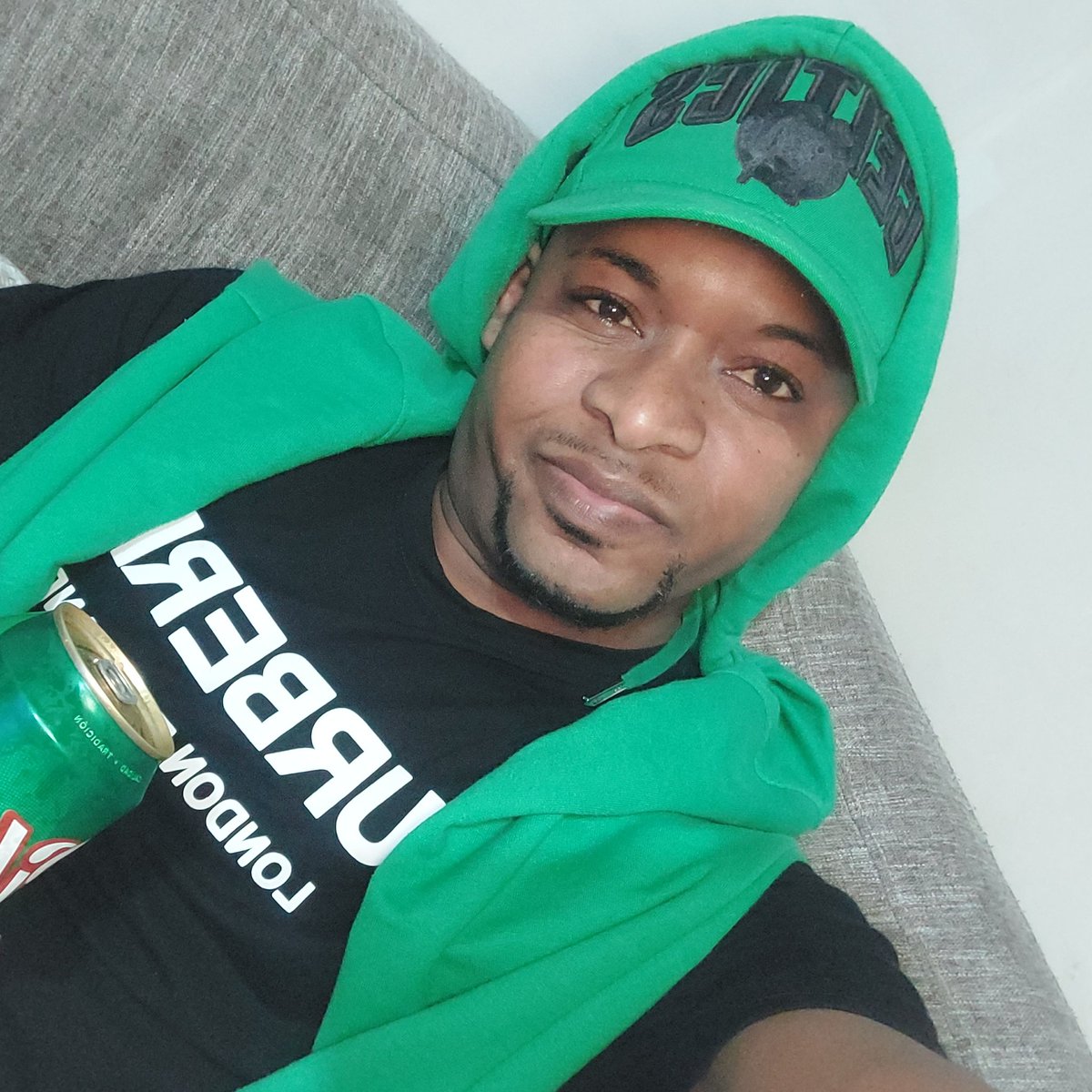 Willytagle23's tweet photo. #NuevaFotoDePerfil https://t.co/vEN5TXJrXy