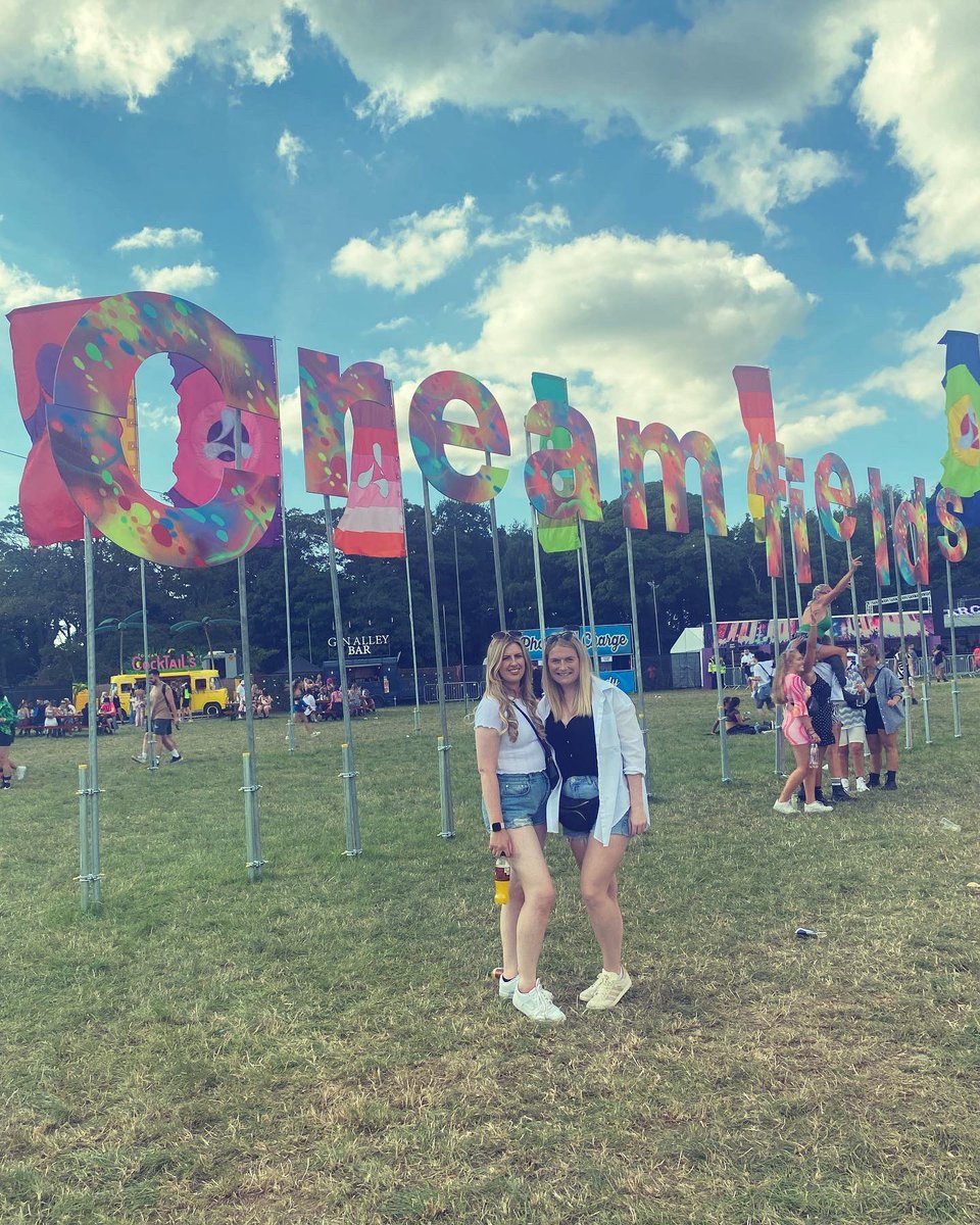 Miss Allen tweet media