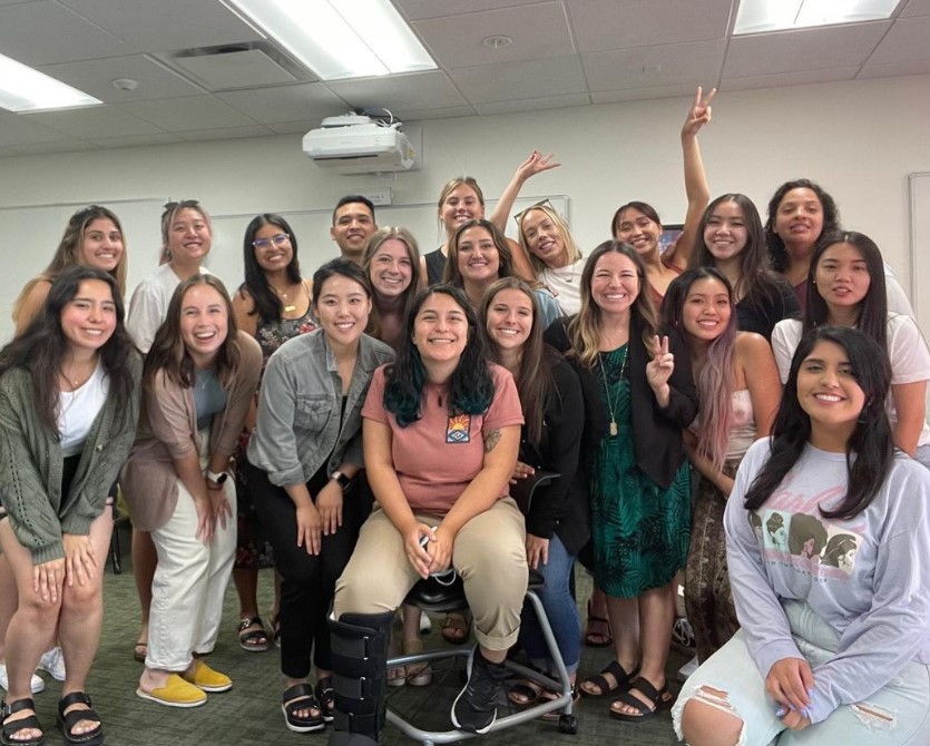 ChapmanGRAdmit's tweet image. Today is the first day of Fall 2022 classes here at #ChapmanU! Welcome to all new Panthers and we wish you a successful semester!! 🐾✏️  #ChapmanGradEd #GradSchool