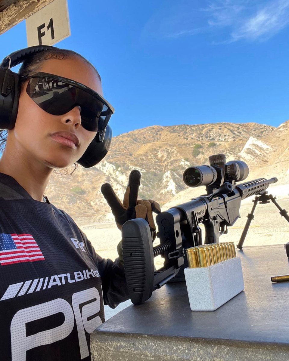 ⭐️⭐️⭐️⭐️⭐️ <a href="/JasmineNDaniels/">Jasmine Daniels</a>