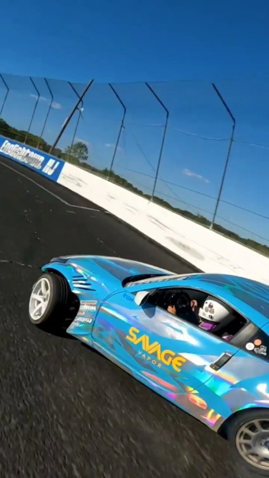 clubloose's tweet image. Freedom Moves is only a few days away. Registration is open and there are spots for all groups. Details are in the link in our profile. Come out to @racewayparknj and let's party this weekend! Video by @peteyb_fpv. #ClubLoose #GoDrifting #GreatestPlaceOn… instagr.am/reel/Ch2p-afgf…