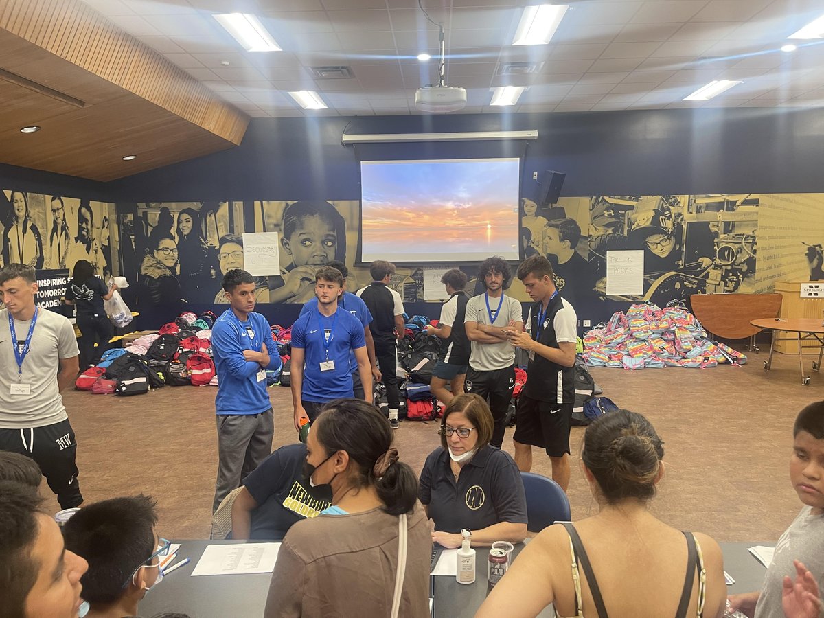 MSMCKnights's tweet photo. Saturday, our student-athletes participated in a Back to School event with the Newburgh Enlarged City School District. With help from We are Newburgh, we distributed almost 1K free backpacks stuffed with school supplies for local students from Pre-K to 12th grade. https://t.co/rNn5fwqQX8