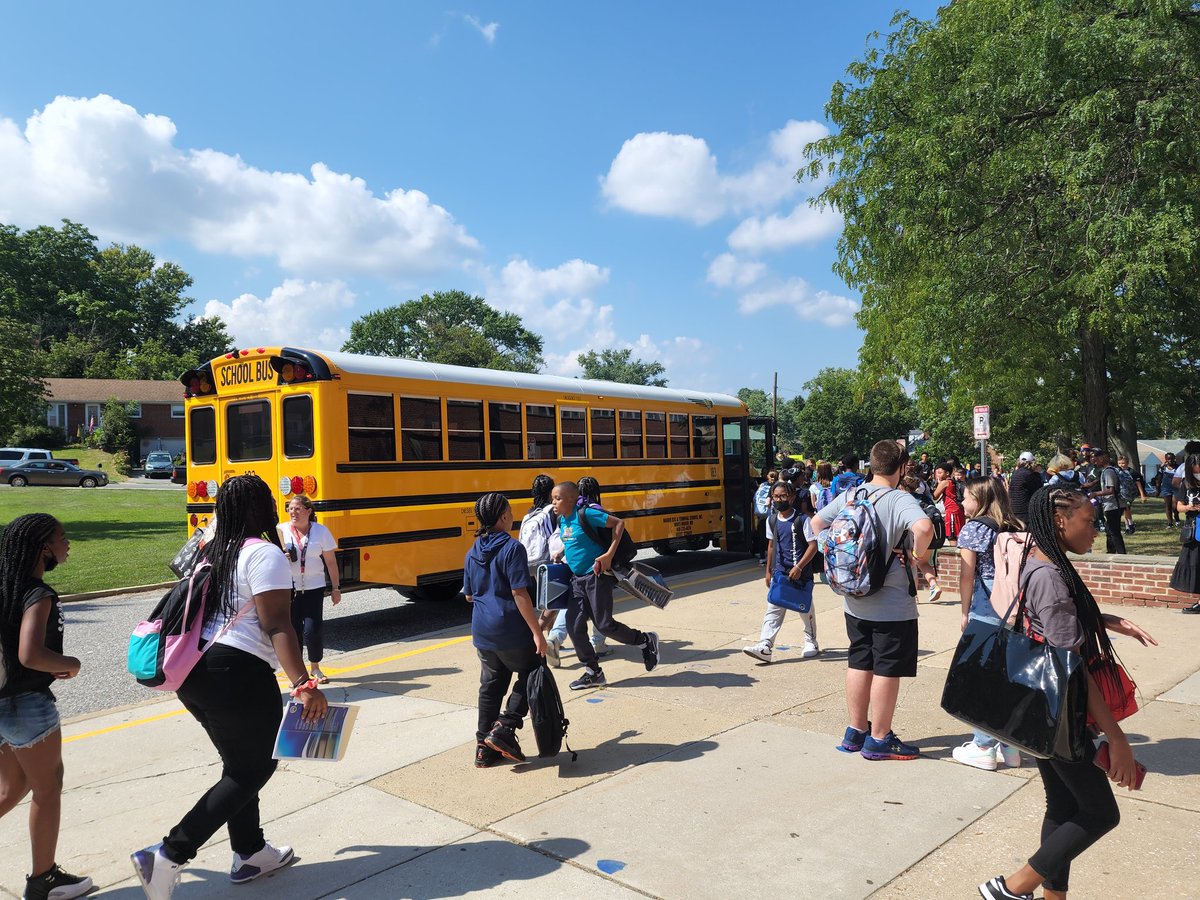 micahwigs's tweet image. We had an awesome first day of school at Parkville Middle School today. The students were excited, the teachers were motivated, and the admin team was seamless! I am  pleased!@ParkvilleMS #FDOS