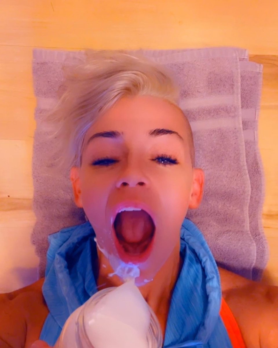 Sasha Moon (@SashaMoon1621)  X