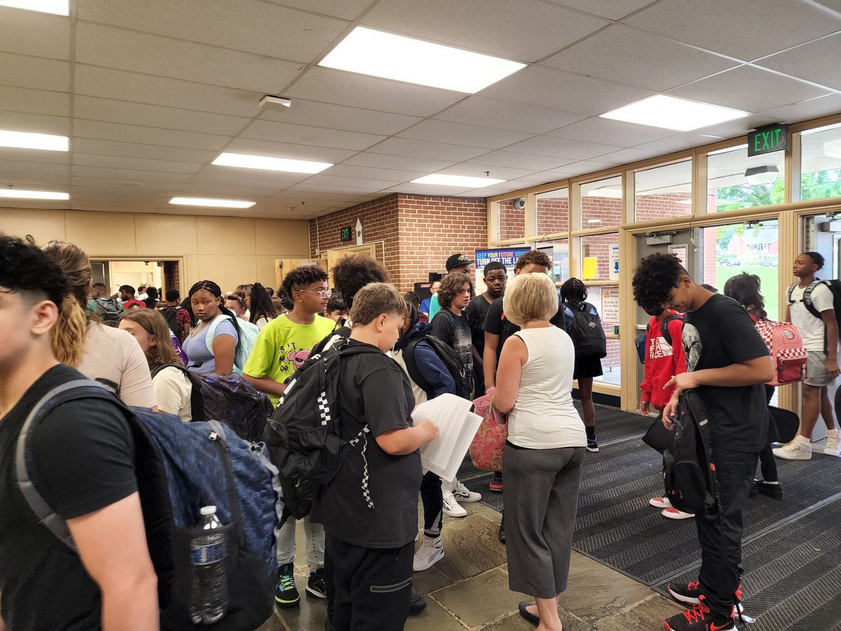 micahwigs's tweet image. We had an awesome first day of school at Parkville Middle School today. The students were excited, the teachers were motivated, and the admin team was seamless! I am  pleased!@ParkvilleMS #FDOS