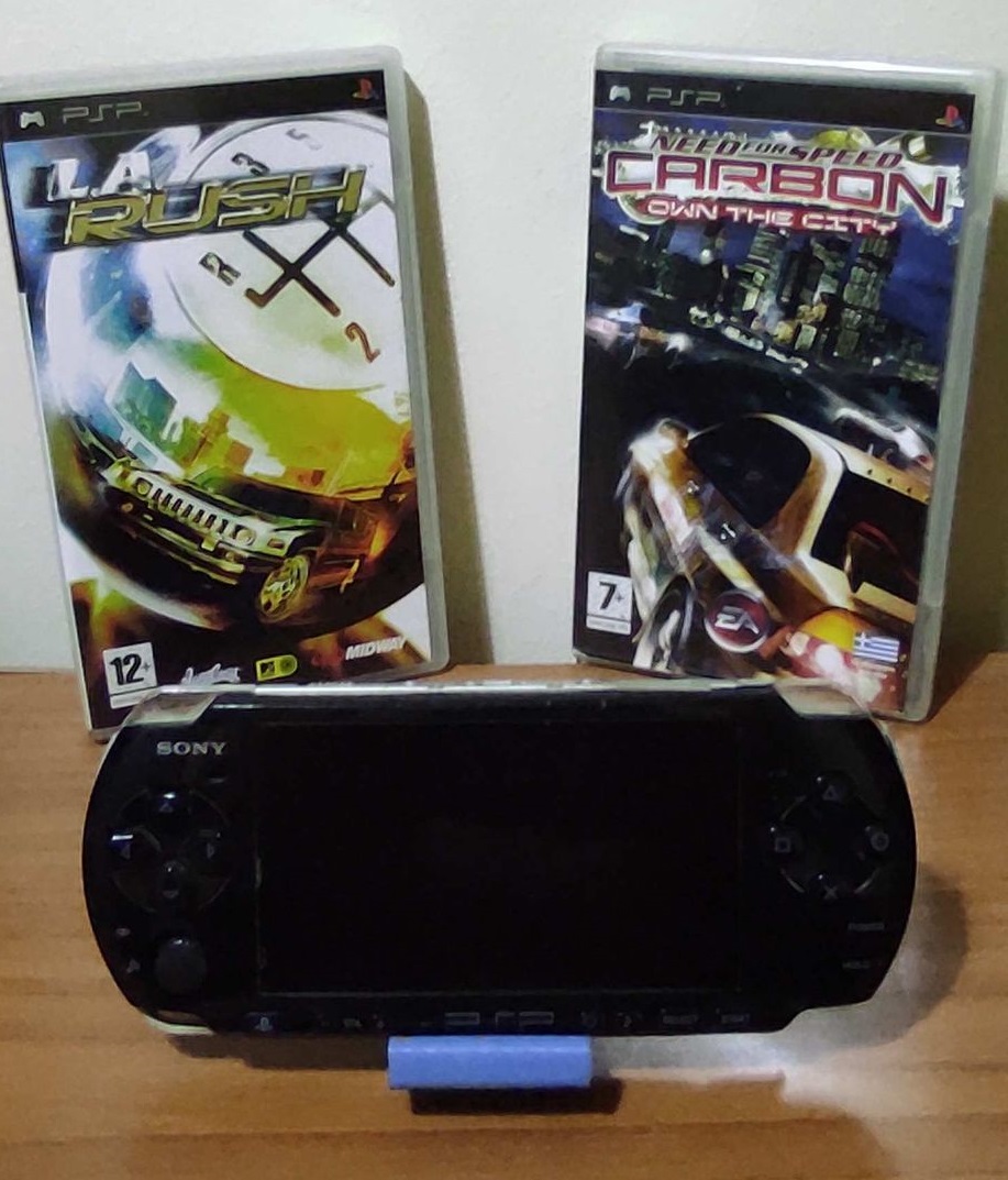 marsian720's tweet photo. New psp games for my collection from yesterdays hauling at the flea market #PSP #retrogames #gamescollection #Retro #needforspeed #larush https://t.co/CK67FWrgaQ