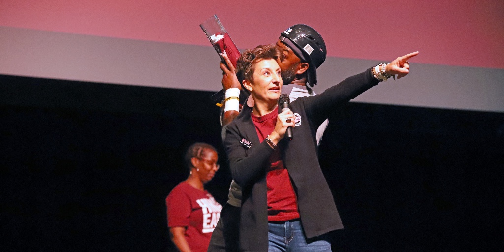 HindsCC's tweet photo. A photo recap of Hinds Community College Student Convocation. 📚🏫🎊📝🎉#hindscc #hindscommunitycollege #2022hindscc #studentconvocation #highereducation #hindsccdiversity #hindsccstudentconvocation #community https://t.co/c0TNjM1hWJ