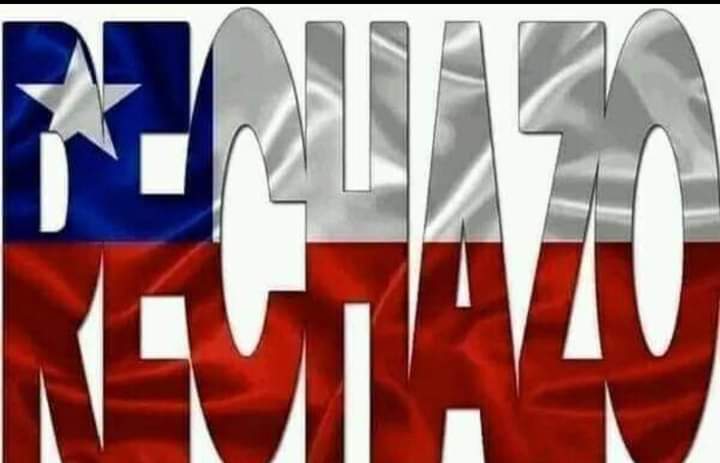 Barnechea9's tweet photo. Rechazoooo todo.por chile vamos.este 4.septienbre  con todo todo. De pende dety lucha por chile y por nuestra  patria  temos un linda bandera irno  nacional     afuera  el comunismo   no.queremos Venezuela   afuera todos los inmigrantes   #rechazooo https://t.co/aH7vuymEZZ