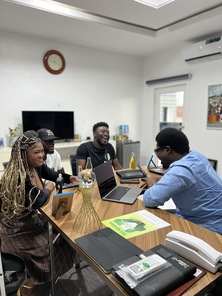 mrmacaroni's tweet image. I received Caro and Copees who are amazing Creators from Cameroon 🇨🇲 at our office today. We will continue to collaborate with our African brothers and sisters across board. We are one ✊🏿❤️
