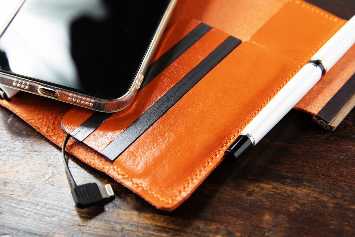 amorphkurashiki's tweet photo. ”amorph” (since 2016) is a brand that produces mainly small leather goods.
”amorph” HP↓
https://t.co/C4uAO6Yw8m
#mask #maskcase #stationery #kurashiki #kamakura #rollpencase #amorph #iPhone #japan
#leather #Android #pencase #wallet #Singapore https://t.co/yjK5XM0ILB