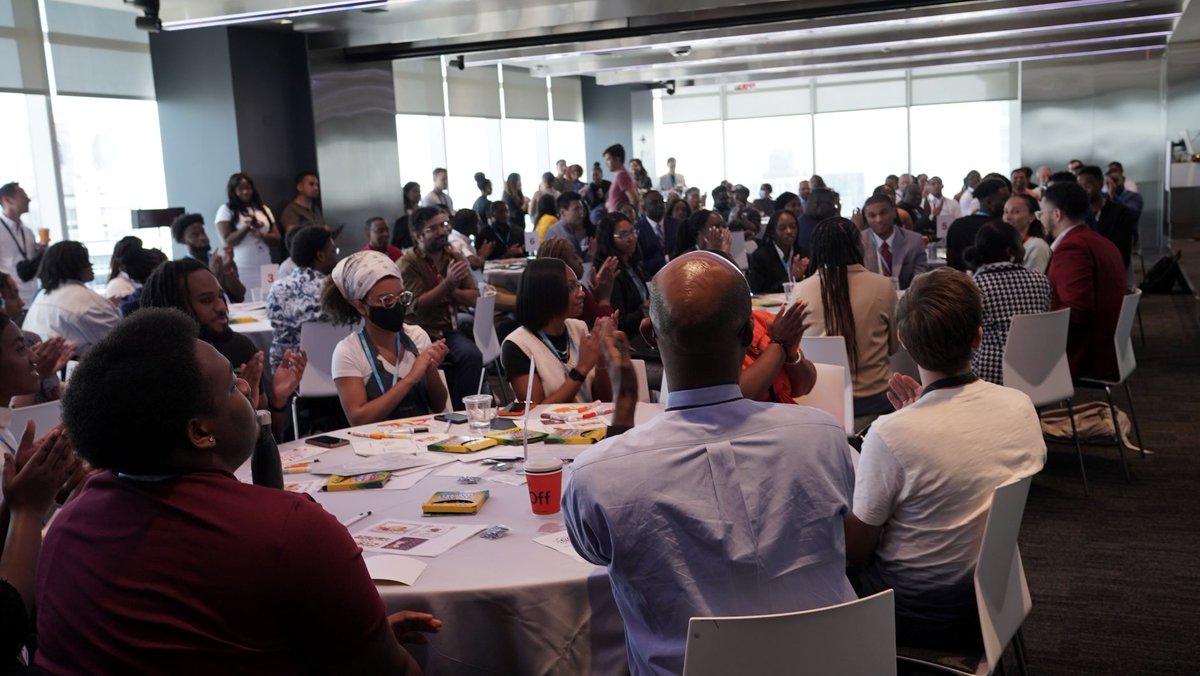 TechAtBloomberg's tweet photo. Last week, @Bloomberg's 2022 #HBCU Summit highlighted our collaborative culture, entry-level training and development programs, & tools for interview prep for 60 HBCU students across #compsci, business & news/media, as well as 12 of their professors
#workonpurpose #BlackInTech https://t.co/uLI7sIRsOI