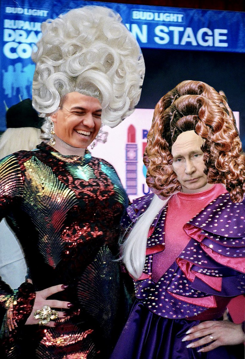 holidayshappy96's tweet photo. #ElCascabel29A La #CrisisMundial Que #Sufrimos Por La #Guerra Del #GasRuso, es #debida al #pique #entre #Dos #Divas #DragQueen,#peleadas #por los #Tamaños Y #Cms.,De #Sus #AtributosSexuales. La #rubia #dice que #55cm., y la #morena #solo #10cm, y al #perder,#estalló el #conflicto https://t.co/vBDzwAaGUP