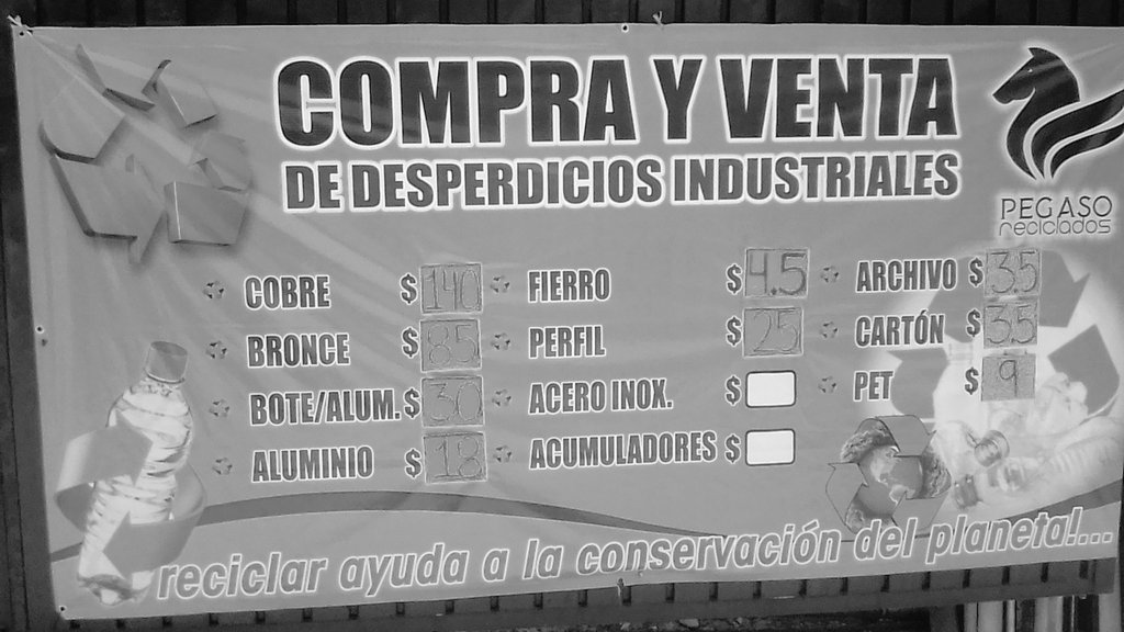 isaacmoon2020's tweet photo. La secuencia de temática en blanco y negro sigue vigente acá en twitter #Twitter #blackandwhite #blackandwhitephotography #blackandwhitepic #blackandwhitepics #blackandwhiteart #photo #photograghy #PhotographyIsArt #photographyart #secuencia #secuencias #tematica #tematicas https://t.co/Fwe31GSb1v