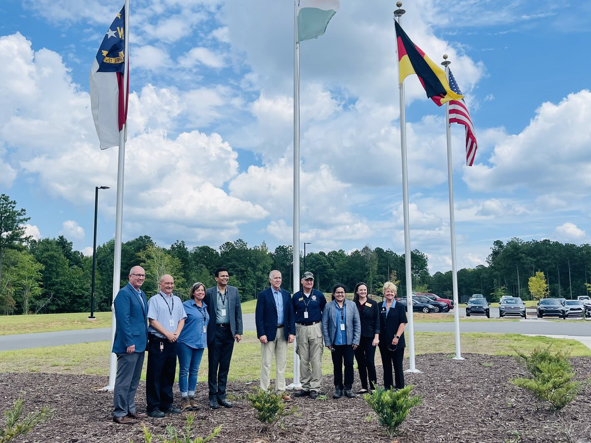 MegReeceBrown's tweet photo. At @forge_bharat - a company that designs, produces, and supplies aluminum and steel automotive components - we heard about the good jobs they’ve brought to the community and how they’ve built a family atmosphere where “if you are ready to work…we can teach you.”  @iamcccc https://t.co/C6Qv0jhoFc