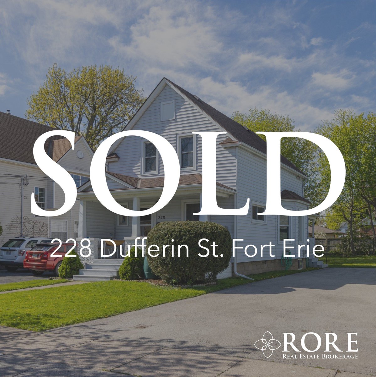 AndreaHallRORE's tweet photo. Congrats to my client on the sale of this Fort Erie Duplex! #niagararealestate #forterie #bettercallhall https://t.co/gx1nbhV3q3