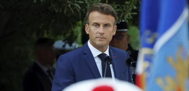 OUJDAAH's tweet photo. La Russie est entrain de préparer la gifle pour la junte militaire à cause du gaz gratuit raflé par Macron.
Avec le brassage de la richesse de la population algérienne, dur dur la rentrée cette année pour les algériens https://t.co/kgD2jsIQuT