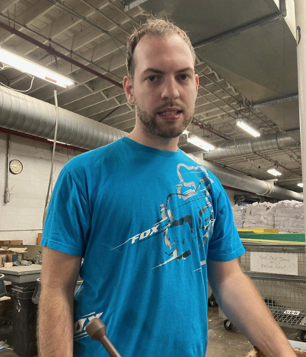 ventureLinx's tweet photo. Congratulations to Brad on his new position at Reynolds &amp; Reynolds in Celina! Brad will be working on key tracks as well as loading and unloading the trucks. His team of supports include @OhioOOD counselor Traci Richard and job developer Taylor Wendel. Way to go, Brad! https://t.co/lEDVdYOWFg