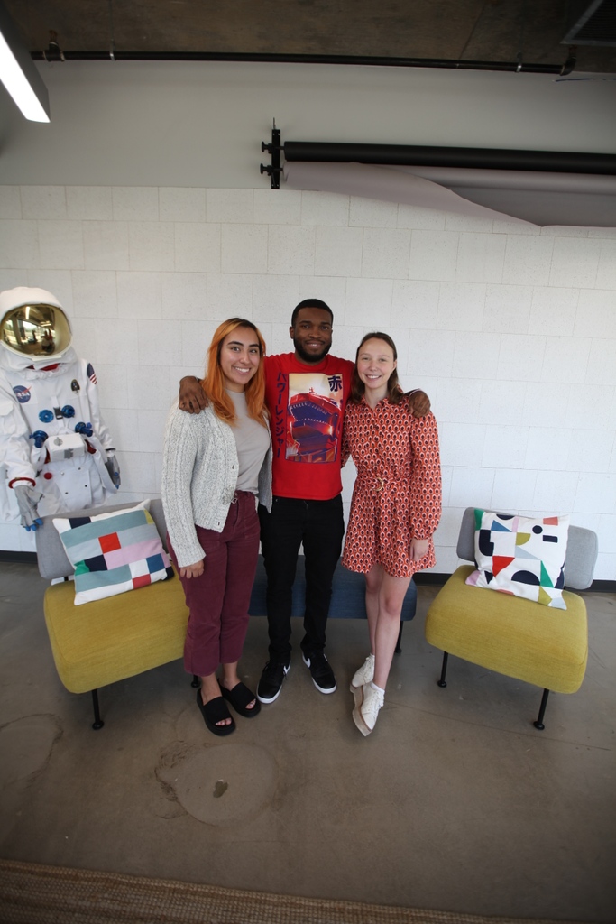 Launch Agency tweet media