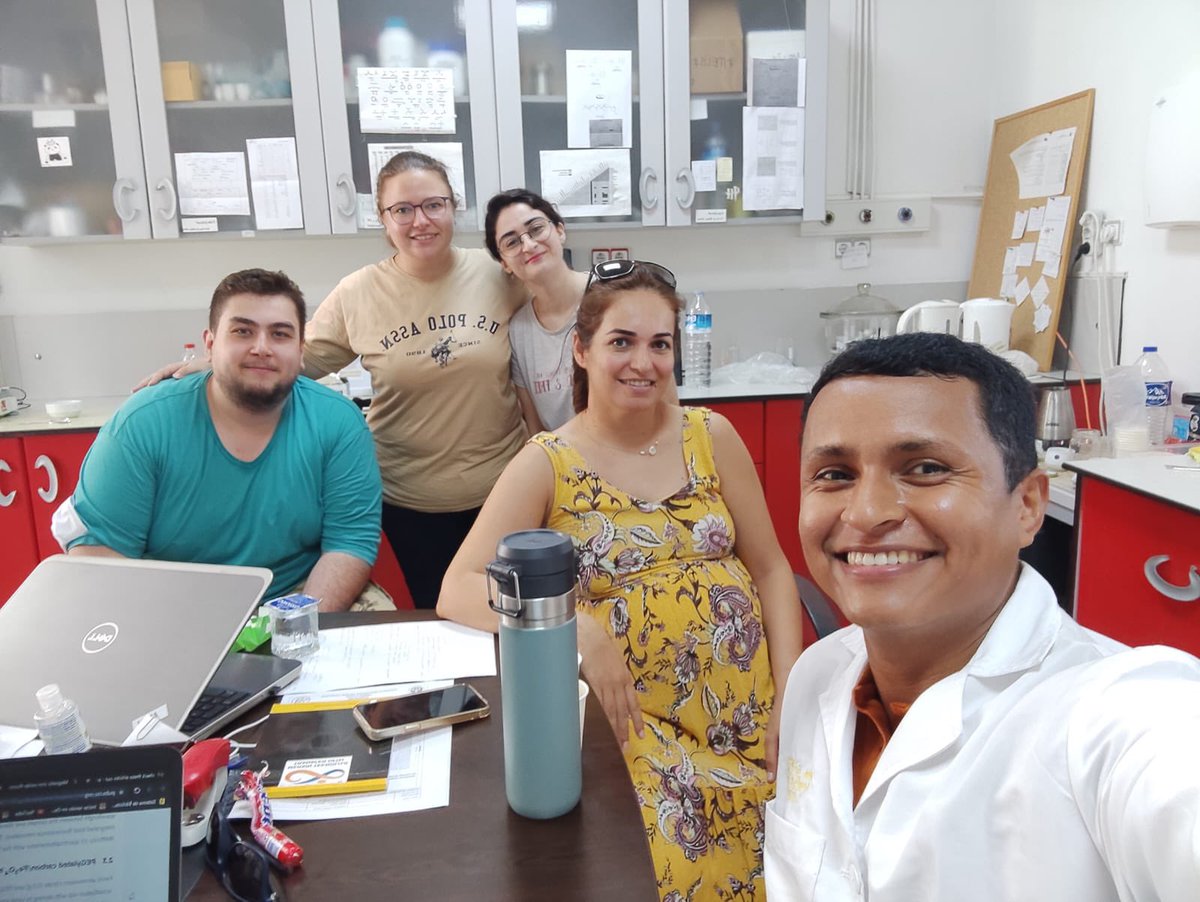 Our group welcomes Amaimen from Universidad de Los Andes  (Colombia)  to pursue a part of his Ph.D research. He will be spending 6 months with us working on #carbondots and in vitro #cytotoxicity. <a href="/JohannFOsma/">Johann Osma</a> <a href="/GencRukan/">Rukan Genc Alturk</a>