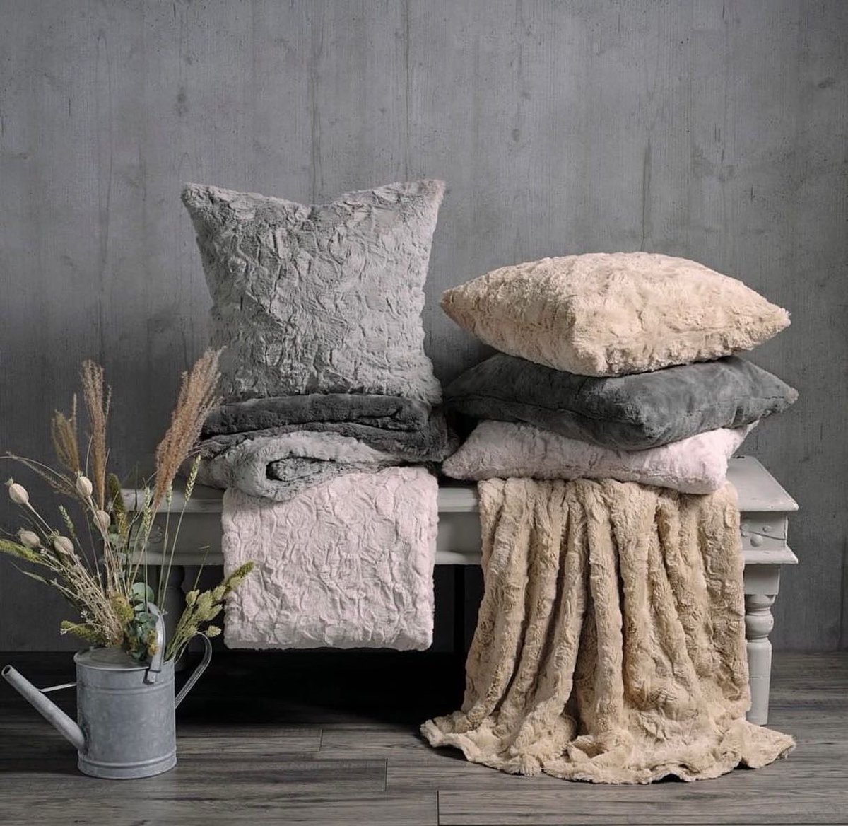 I think we will all think twice about putting the heating on this Winter. So grab one of these faux fur throws. They are so soft and snug and warm. 

Prices from £30 online now! minnieandteds.co.uk/online-shop