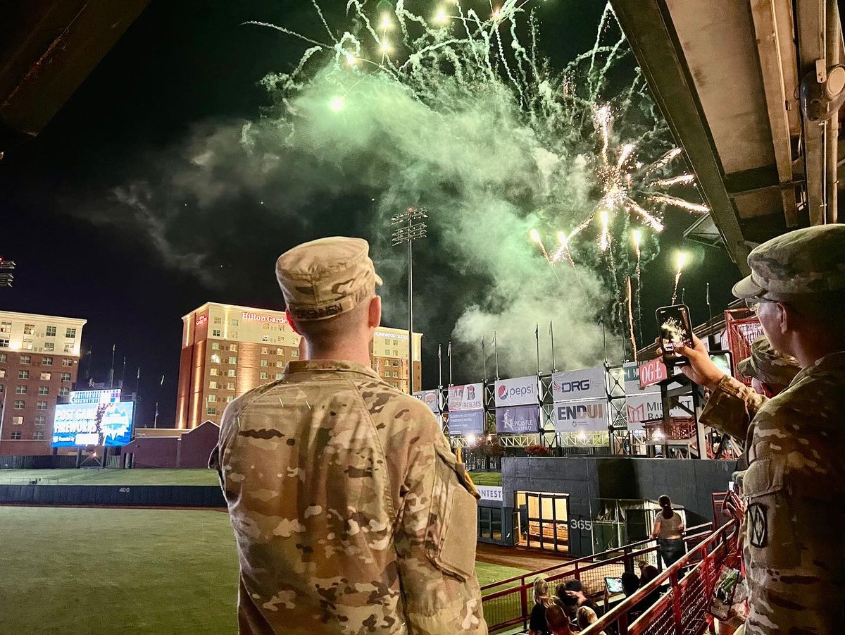 Nothing like a baseball game to close out the summer! The shared mutual trust and confidence we have with the partners in our community make serving in the Army and this installation such an honor. #strongertogether #goarmy #phantomwarriors @iii_corps @officialftsill @okc_dodgers